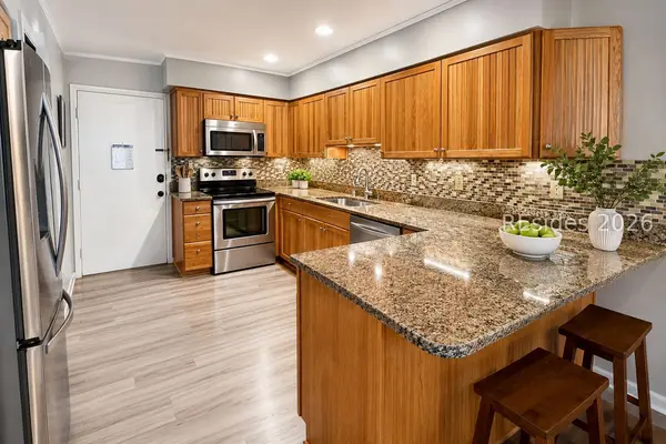45 Folly Field Road 11J, Hilton Head Island: home for sale in Fiddlers Cove