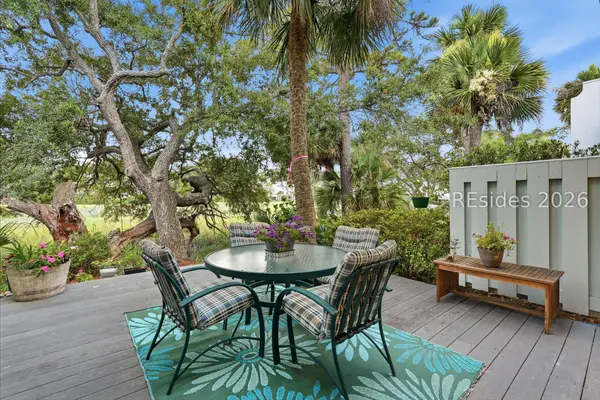 2 William Hilton Parkway 407, Hilton Head Island: villa or condo for sale in Mariners Cove