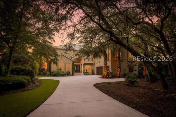 10 Drayton Place, Hilton Head Island: home for sale in Hilton Head Island