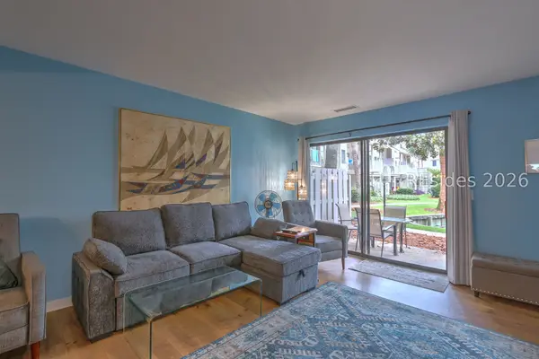 15 Deallyon Avenue 91, Hilton Head Island: home for sale in Courtside Villas