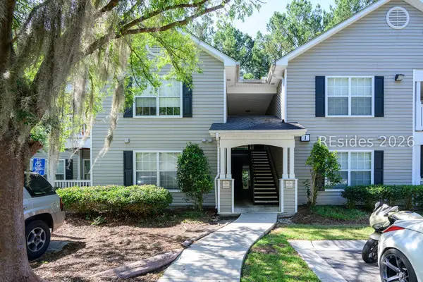 50 Pebble Beach Cove J115, Bluffton: condo for sale in Woodbridge
