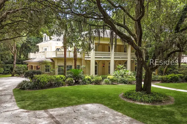 6 Drayton Place, Hilton Head Island: home for sale in Hilton Head Island