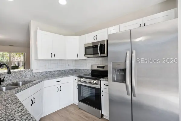 233 Station Mill Boulevard, Bluffton: townhome for sale in Cypress Ridge
