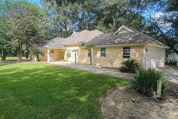 1 Chinaberry Circle, Hilton Head Island: house for sale in Chinaberry Ridge