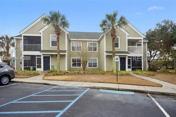 13 Old South Court 13C, Bluffton: condo for sale in Bluffton condos and townhomes