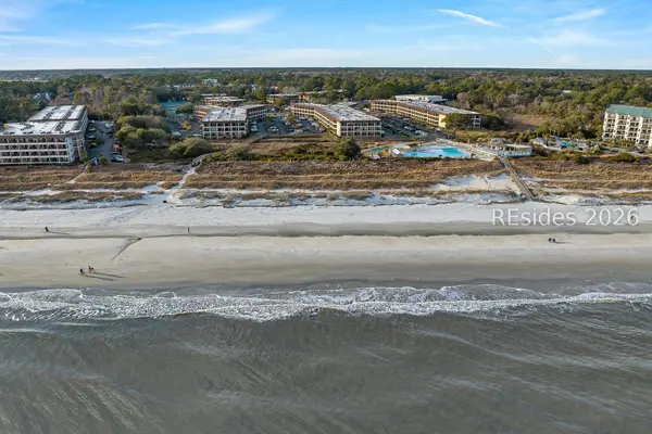 40 Folly Field Road B156, Hilton Head Island: condo for sale in Hilton Head Beach & Tennis